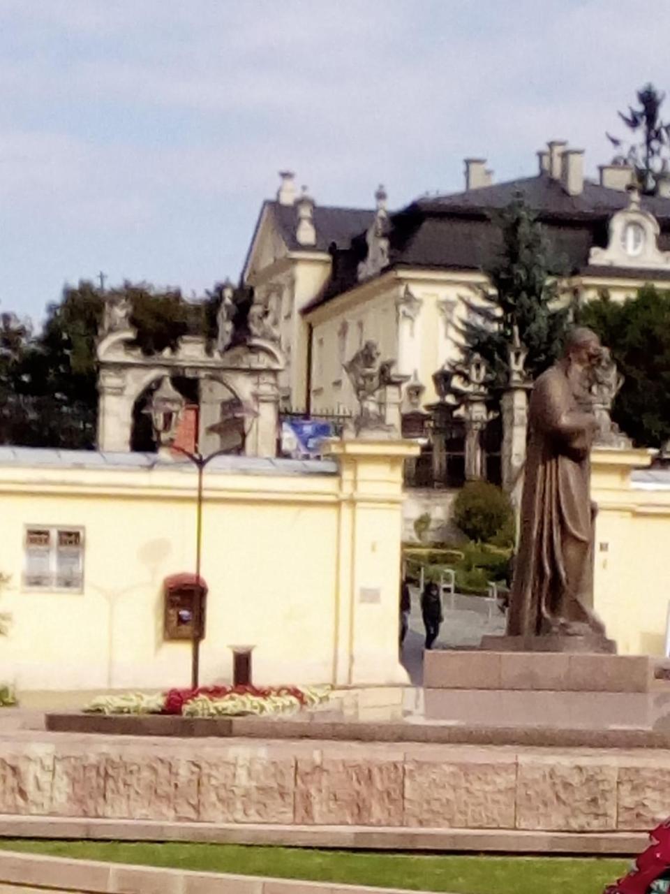 1 ком апартаменты на Олены Степанивны ,парковка Львов Экстерьер фото