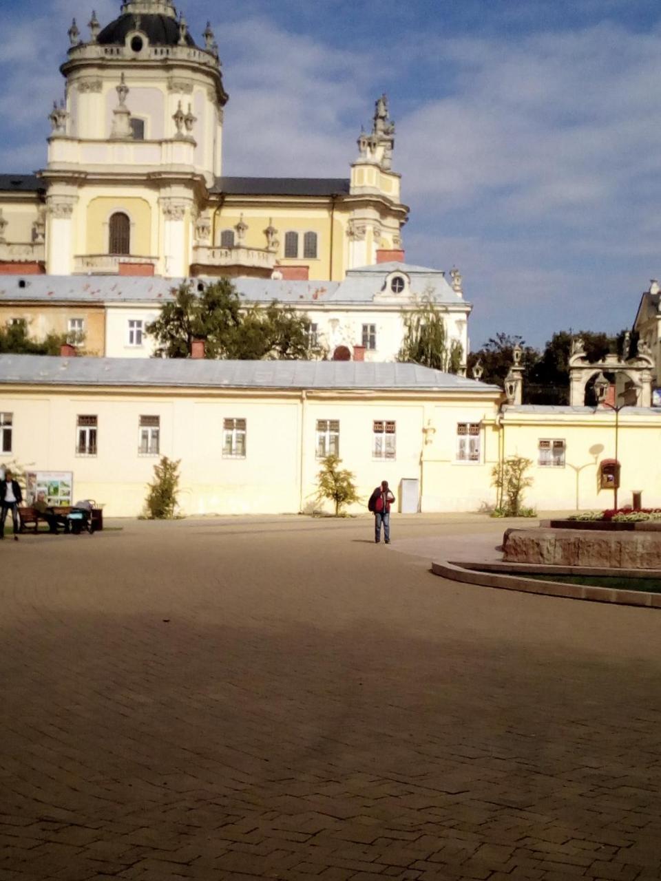 1 ком апартаменты на Олены Степанивны ,парковка Львов Экстерьер фото